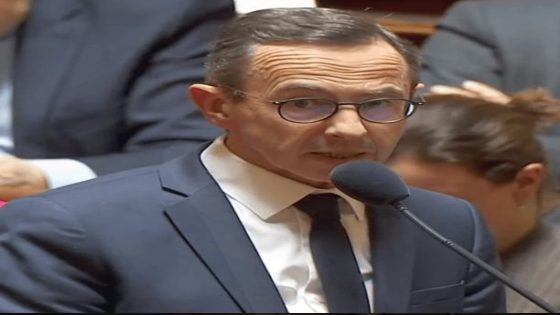 الحجاب في الرياضة: صدام عنيف في ماتينيون يكشف عن انقسامات وطموحات..