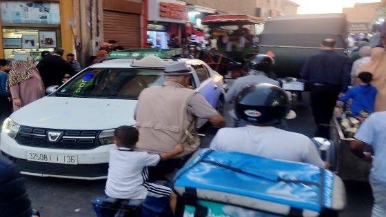 تارودانت: إغلاق ممر بمدخل حي أحفير يخلق الفوضى بساحة تالمقلات وساحة اسراك…