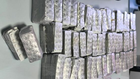 تطوان.. إحباط محاولة تهريب أزيد من 30 ألف قرص طبي مخدر عبر معبر باب سبتة