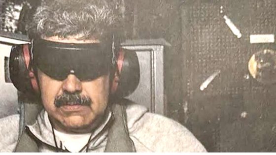 فنزويلا مباشر.. ترامب ينشر صورة لمادورو رهن الاعتقال ويهدد بعملية أكبر.