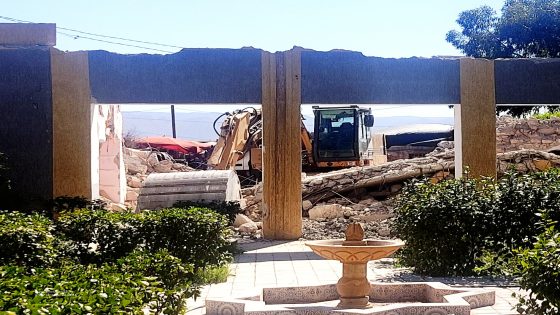 أشغال تجديد وتحديث مقر جماعة اكودار المنابهة بإقليم تارودانت تتواصل وسط مطالب بمراعاة عنصر الجمالية وانسيابية المرفق.
