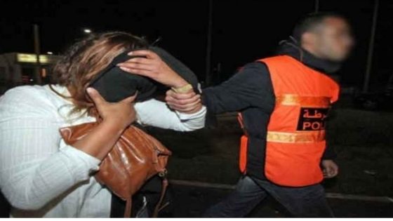 عاجل…درك برحيل بإقليم تارودانت يوقف سيدة متزوجة مع عشيقها يشتبه تورطهما في ارتكاب الخيانة الزوجية
