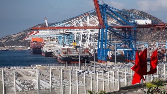 المغرب يواصل تحسين جاذبيته الاستثمارية 
