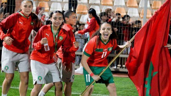 أسود الأطلس” في الصدارة العالمية: “ملحمة الشيلي” تتزامن مع انطلاق أول كأس عالمية تستضيفها المملكة في الرباط!