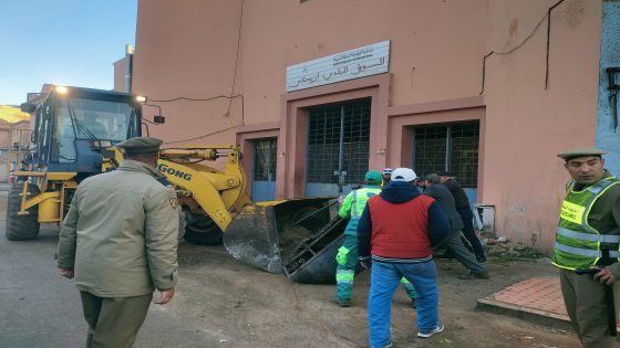 حملة ميدانية لإعادة النظام بمحيط سوق حي إزيكي بمراكش+صور