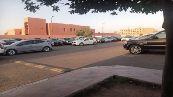 صراع النفوذ يشتعل بسوق السيارات بمراكش.. المهنيون القدامى يطالبون بحقهم في الترقيم والوالي مدعو للتدخل قبل انفجار الأوضاع”.