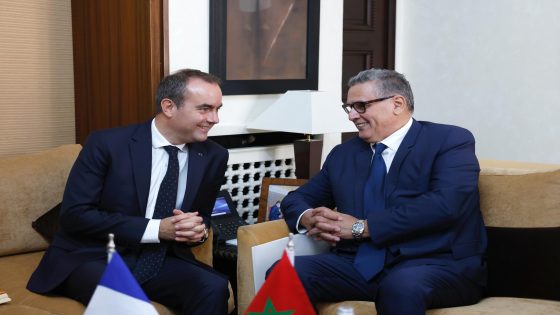 رئيس الحكومة عزيز اخنوش يجري مباحثات ثنائية مع الوزير الأول الفرنسي على هامش الاجتماع رفيع المستوى المغربي الفرنسي