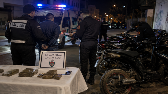 مراكش… كمين محكم لعناصر الدائرة 23 يطيح بتاجر مخدرات من ذوي السوابق وحملة امنية تسفر عن حجز دراجات نارية بسبب السياقة الاستعراضية