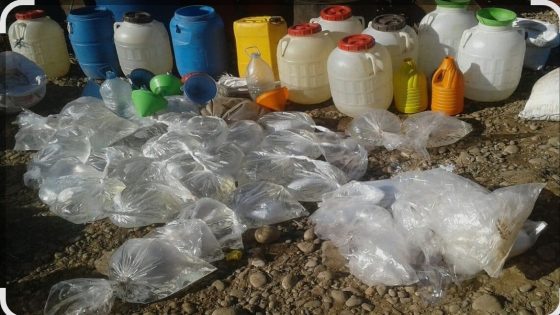 تارودانت: عناصر المركز القضائي للدرك الملكي تتمكن من تفكيك مصنع سري لصنع وتقطير مسكر “الماحيا” بدوار الگرعة الكدية البيضاء جماعة الگردان .